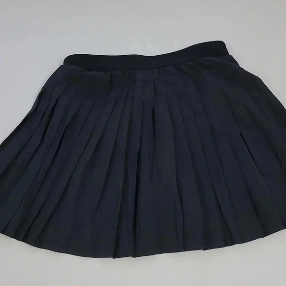 New Spanx get moving skort pleated black skirt - Picture 6 of 10